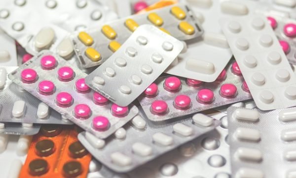 medications-1853400_640
